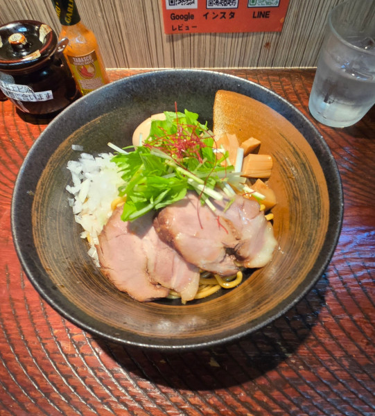 「比内地鶏のあぶらそば」@らーめん 瞠 恵比寿店の写真