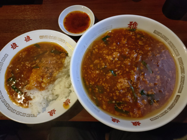 「スタミナラーメン 半スタカレー 餃子3個 1100円」@娘娘 浦和仲町店の写真