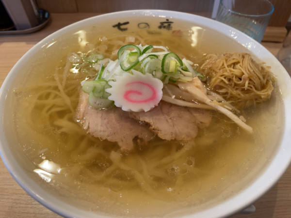 「生姜ラーメン大盛り」@しょうがラーメン七の庫の写真