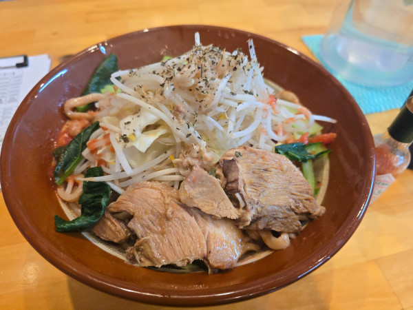 「汁なしとま二郎400g・麺マシ600g　￥1,650」@時は豚なりの写真