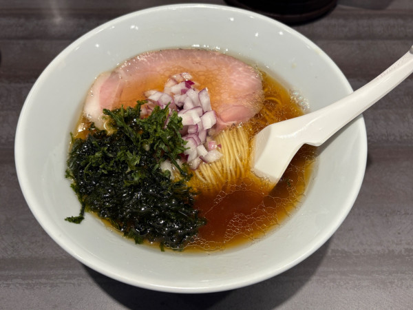 「淡麗煮干」@麺や べらぼうの写真