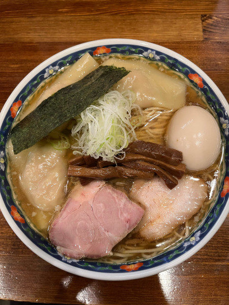 「もちもち雲呑味玉中華そば」@奈つやの中華そばの写真