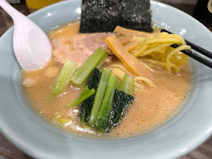 「豚骨醤油らーめん(並)(850)」@らーめん 裕心の写真