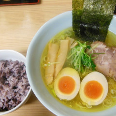 比内地鶏らーめん 桜鳥の画像