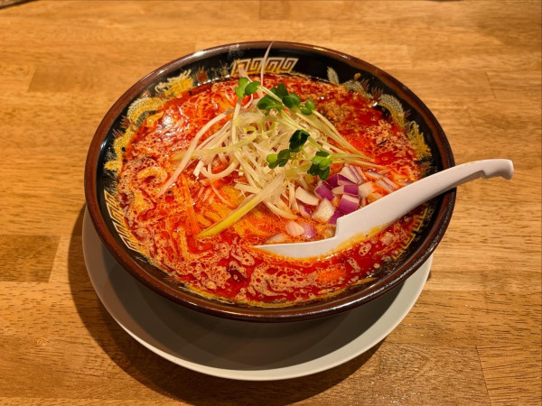 「濃厚担々麺 中辛」@麺飯食堂の写真