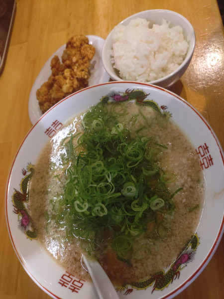「ラーメン・唐揚げ・ライスセット」@LA-MEN Zenの写真