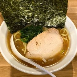 ラーメン 850円