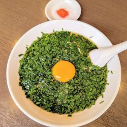 にらそば＋紹興酒5年ロック＋クラゲの冷菜ハーフ