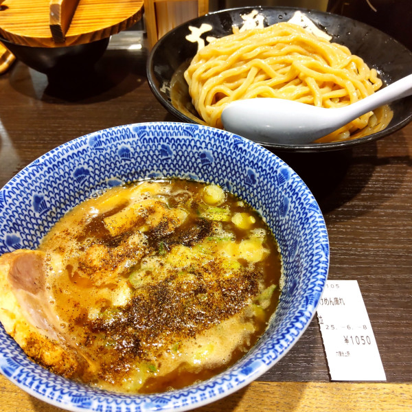 「【蔦重展コラボメニュー】つけめん痺れ（￥1,050）」@六厘舎 上野店の写真