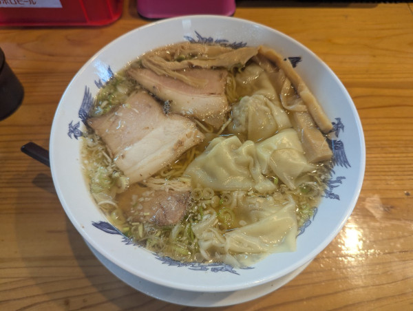 「わんたん麺1100円」@支那そば専門店 へいきち 東金店の写真