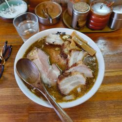 ミックス肉麺　1200円