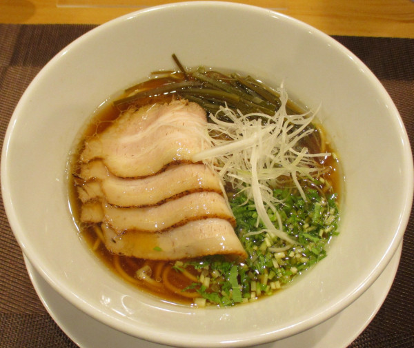 「豚清湯醤油　1000円」@自家製麺ほんまの写真