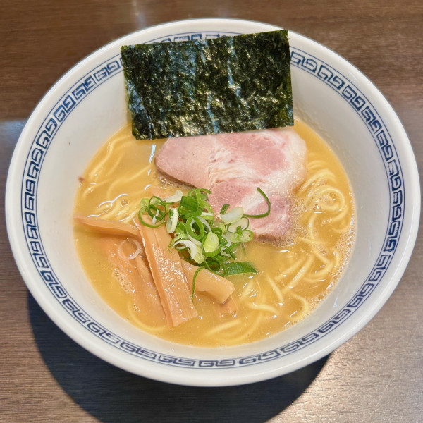 塩らーめん(1000円)