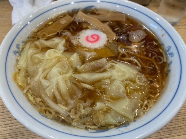 「ワンタンメン」@らーめん 高尾の写真