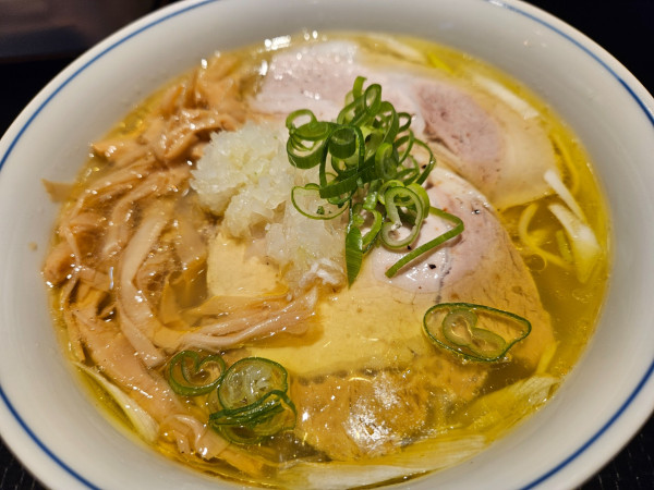 「比内地鶏の塩らぁ麺」@ロックンビリーS1の写真