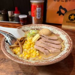 みそ全部のせラーメン　1,250円