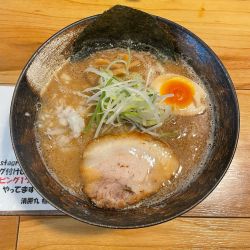 濃厚中華そば(950円)