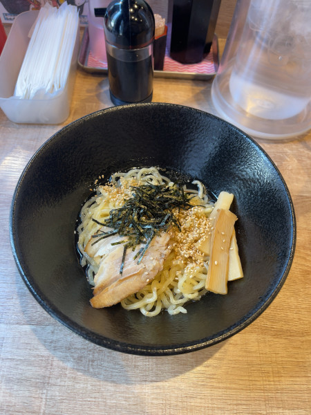 「油そば（800円）」@油そば 大革命 三宮店の写真