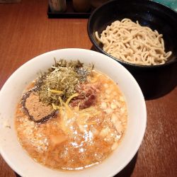 甘だれ魚粉つけ麺(150g、1200円)