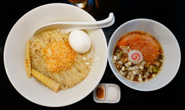 「昆布水牛つけ麺+白い味玉+缶ビール」@らぁ麺屋のさかいさんの写真