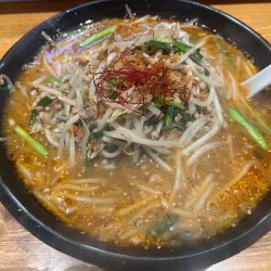 空海大辛めん950円　大盛り