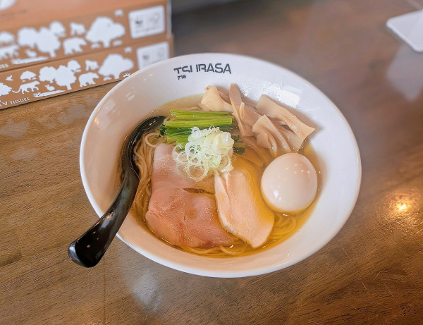 「鶏中華」@ラーメン翼の写真