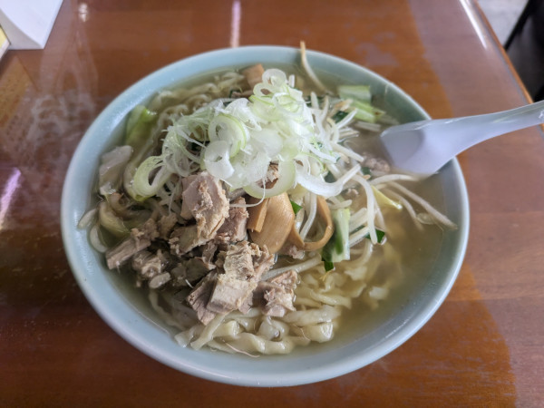 「野菜ラーメン 大盛り」@とんぼの写真