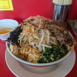 汁なし（塩）野菜ましまし 1000円