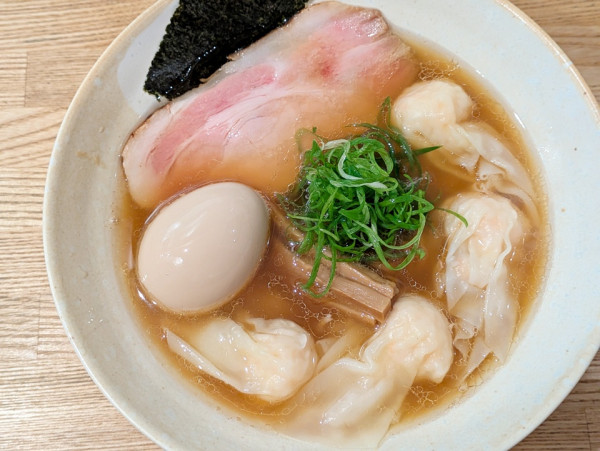 「海老ワンタン麺（黒）＋味玉」@DURAMENTEIの写真