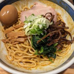 カレー油そば200g＋味玉