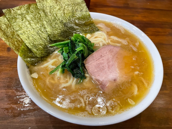 「ラーメン（大）」@洞くつ家の写真