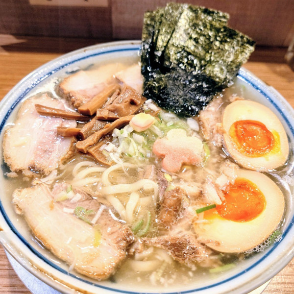 「特製中華そば」@銀座はるちゃんラーメンの写真