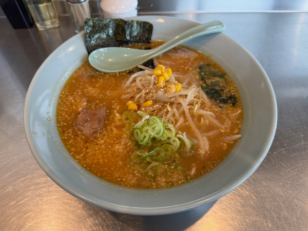 「味噌ラーメン（中盛）」@ラーメンショップじゅげむの写真