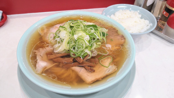 「中華そば+ネギ・ライス(無料サービス)」@なぎちゃんラーメン 元住吉店の写真