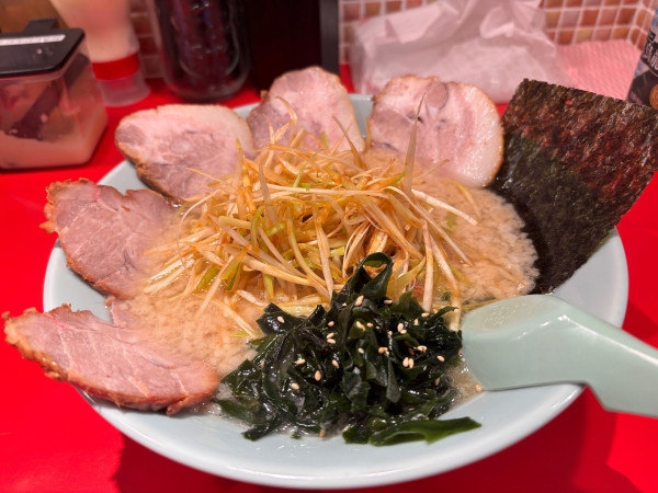 「ネギチャーシューメン」@ラーメンショップ〇化 野田谷津店の写真