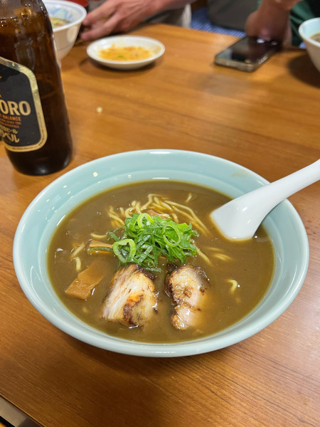 「ラーメンA 伝統の油こってり濃い口」@呑助飯店の写真