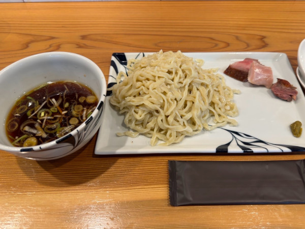 「つけめん しょうゆ」@らーめん かねかつの写真