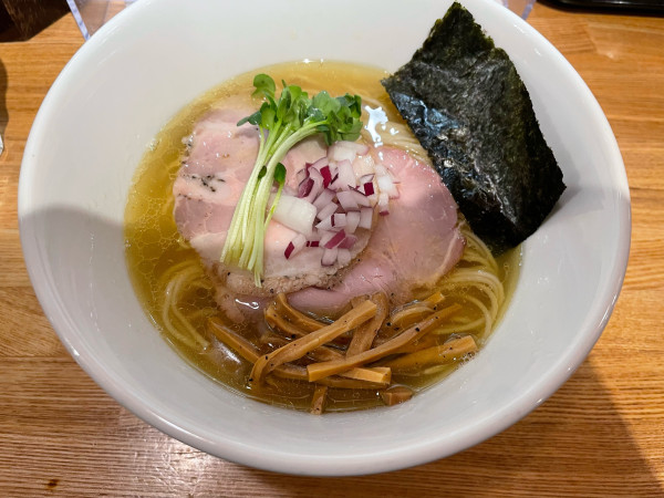 「塩ラーメン」@らーめん処 くろ助の写真