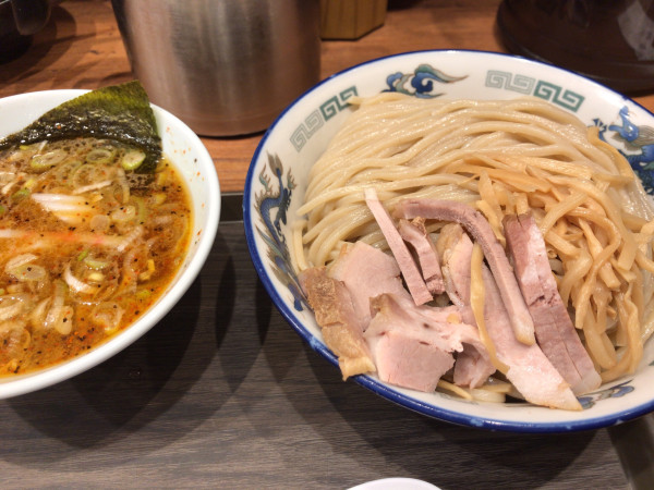 「創業つけめん大盛り 990円」@舎鈴 ビーンズ武蔵浦和店の写真