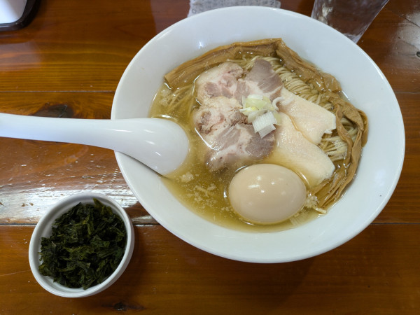 「特製塩らぁ麺」@無化調煮干しらぁ麺 誠実の写真