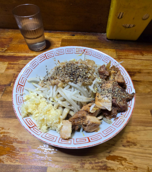 「限定メニュー「もっと太い」ハニーレモン(汁なし)」@蓮爾 新町一丁目店の写真