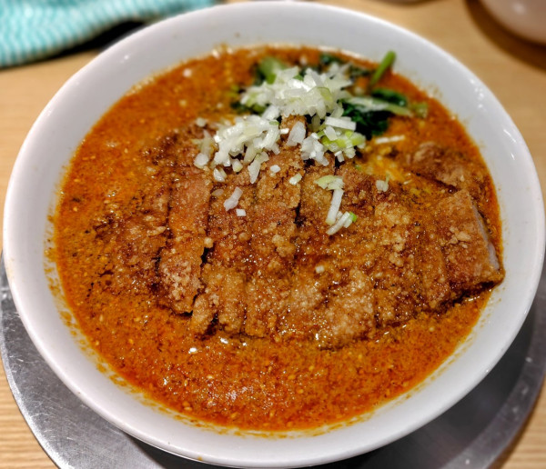 「排骨担々麺 1350円」@排骨担々 五ノ井の写真