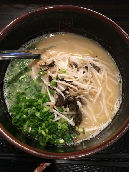 「鯏豚骨ラーメン(690円)」@吟麺の写真