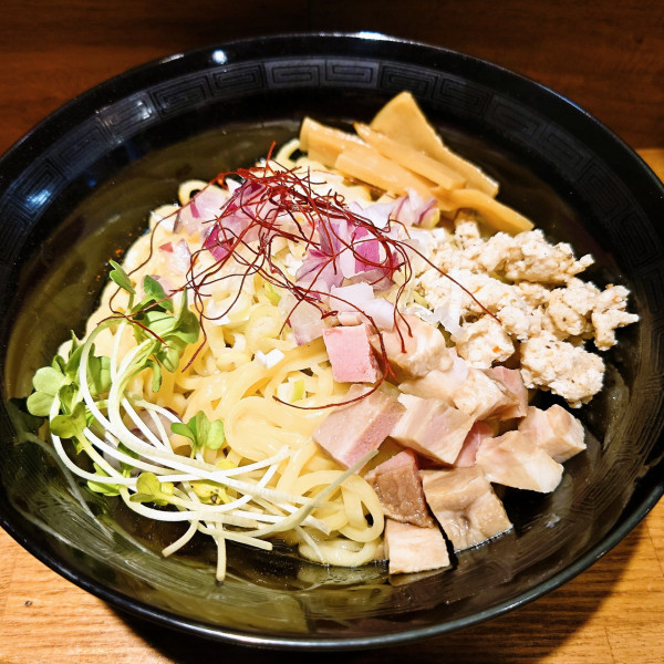 「鶏油の汁なし(中)＋追い飯」@廻麺鶏千 高田馬場店の写真