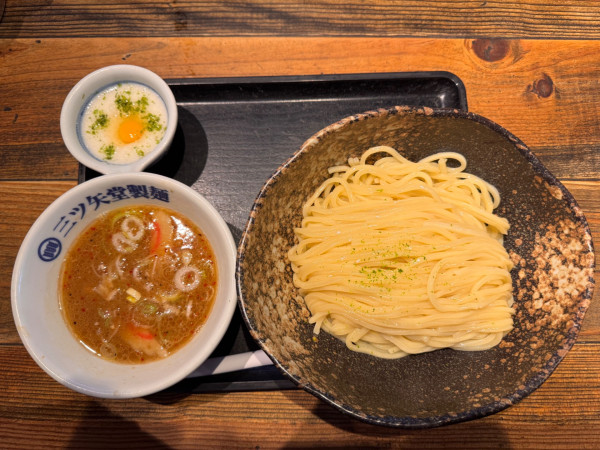 「とろろ山芋つけ麺（大盛）」@三ツ矢堂製麺 上福岡店の写真