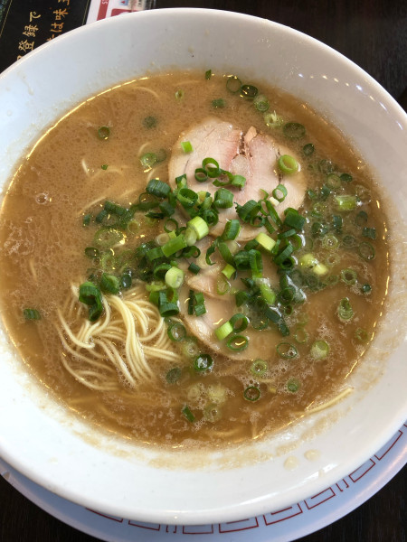 「らーめん白と半チャーハンセット」@博多らーめん ひまわりの写真