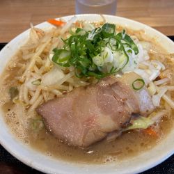 むさ流豚骨醤油らぁめん