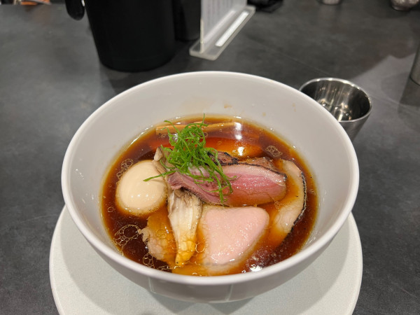 「特製醤油ラーメン」@Ramen 翡翠の写真