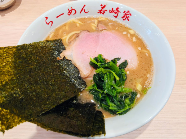 「らーめん」@横浜ラーメン 若崎家の写真