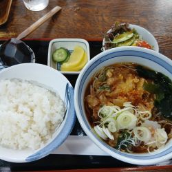そば定食（かき揚げ蕎麦＋ライス）1000円